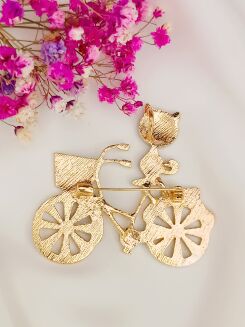 Radosny kotek na rowerze - 3