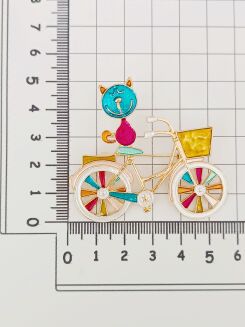 Radosny kotek na rowerze - 2