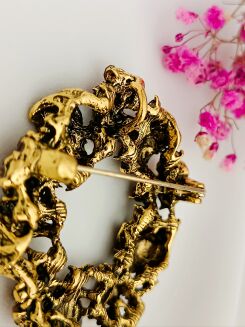 Broszka w kształcie wianka w pomarańczowej kolorystyce - 2