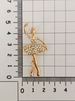 Baletnica z cyrkoniami - 2