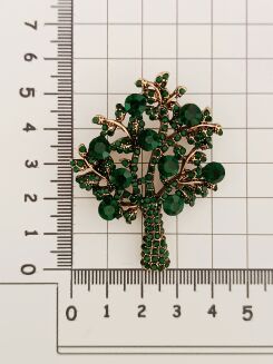 Ciemne zielone drzewko - 2