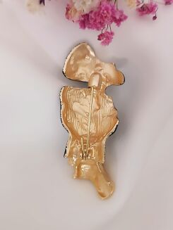 Nowoczesna broszka czarna twarz - 3