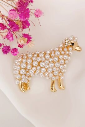 Piękny baranek z perełkami