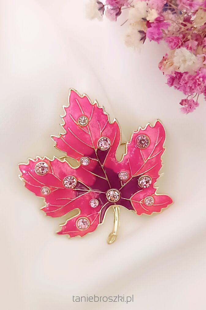 Liść w kolorze różowo fioletowym