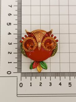 Puchata czerwona sowa - 3