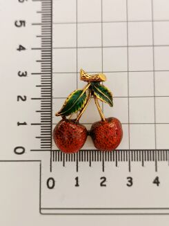 Śliczne czerwone wiśnie - 3