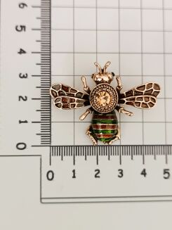 Pszczoła z charakterem - 2