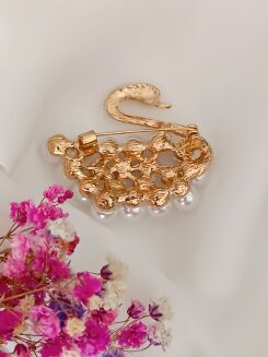 Broszka łabędzia z perełkami - 3