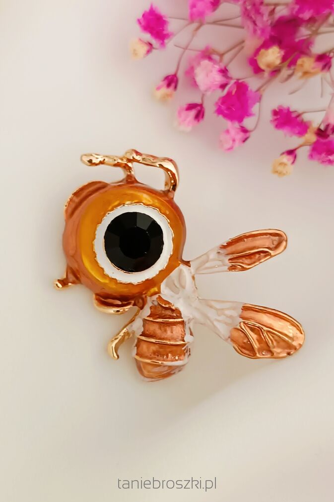 Urocza pszczółka z dużą głową